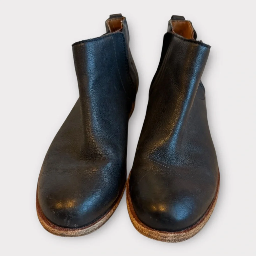 Kori-Ease Velma Leather Slip-on Ankle Boots Sz 7